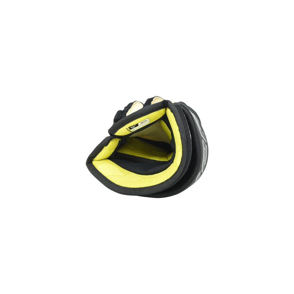 Bauer S23 Supreme Matrix Ice Hockey Gloves - Intermediate